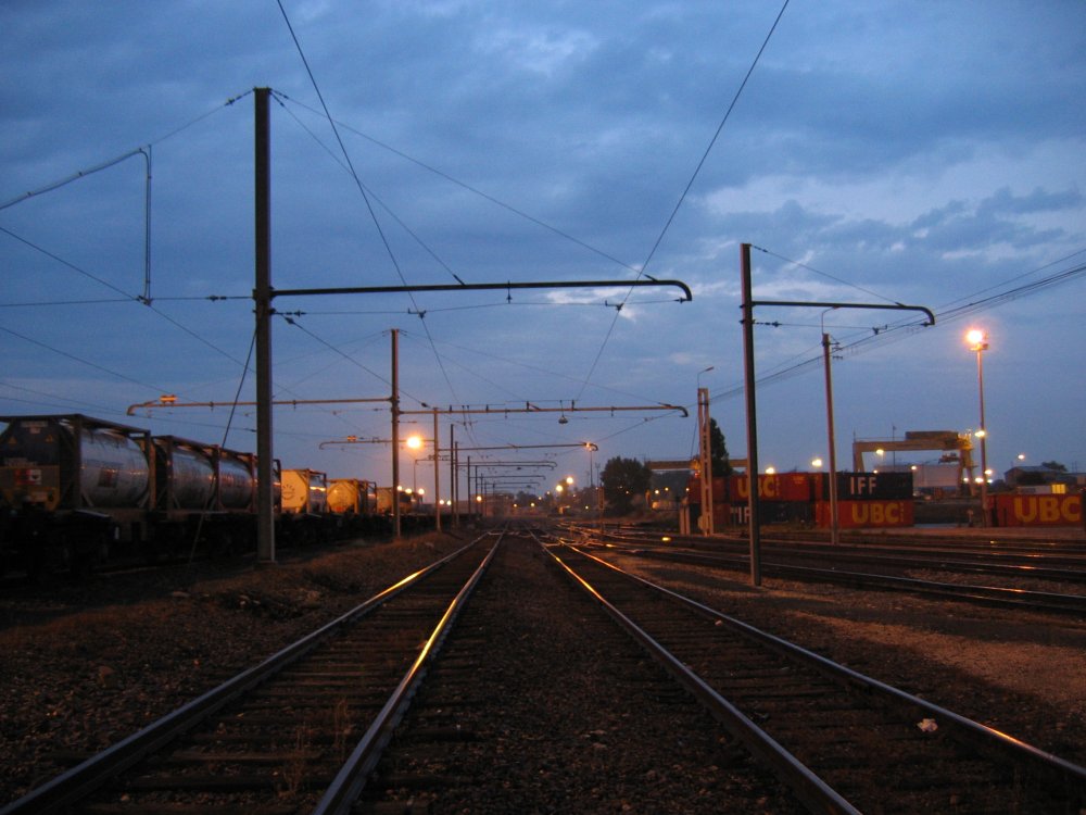 rail1.jpg